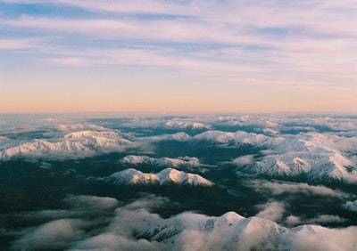 The mountain clouds during the day
